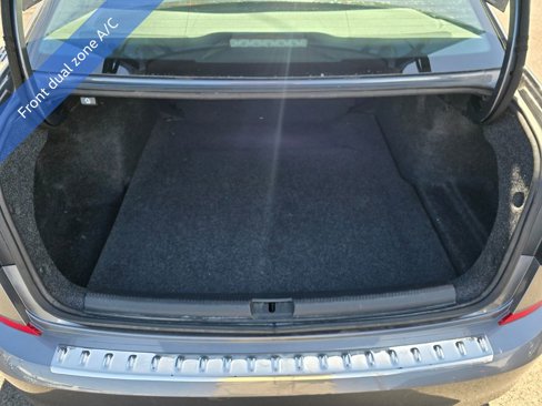 Used 2022 Volkswagen Passat 2.0T SE image 16