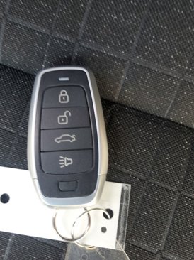 Used 2025 Honda HR-V Sport image 31