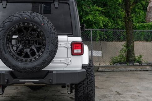 Used 2022 Jeep Wrangler Unlimited Sahara w/ Cold Weather Group image 59