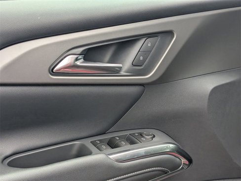 New 2026 Chevrolet Traverse LT w/ Enhanced Driving Package image 13