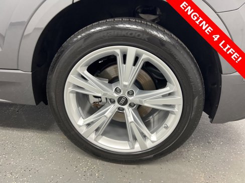 Used 2023 Audi Q8 Prestige image 30