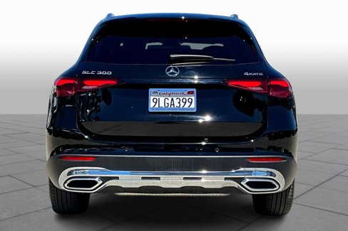 Used 2024 Mercedes-Benz GLC 300 4MATIC image 4
