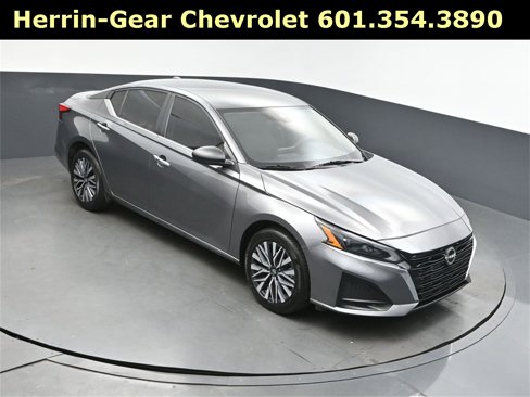 Used 2024 Nissan Altima 2.5 SV image 37