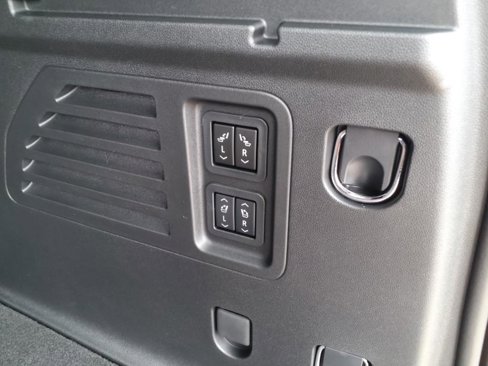 New 2024 GMC Acadia Denali w/ Super Cruise Package image 11