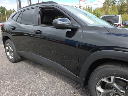 New 2026 Chevrolet Trax LT w/ Driver Confidence Package image 10