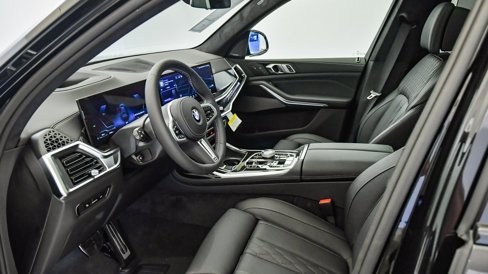 New 2026 BMW X7 M60i image 24