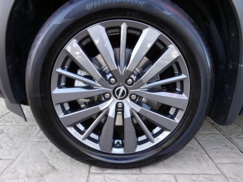 Certified 2024 Nissan Pathfinder SL w/ SL Premium Package image 14