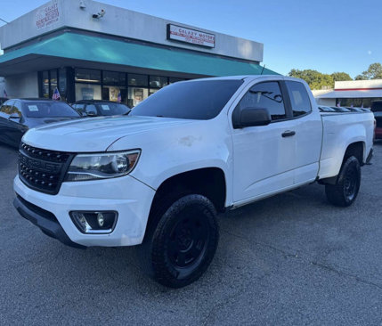 Used 2018 Chevrolet Colorado W/T image 1