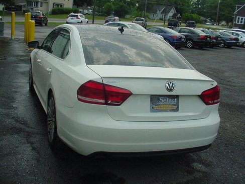 Used 2015 Volkswagen Passat 1.8T Sport image 4