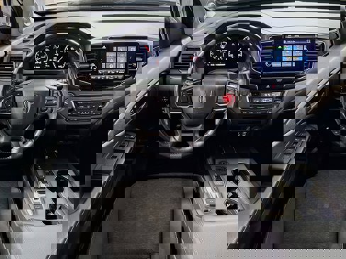 Used 2025 Honda Ridgeline Sport image 20