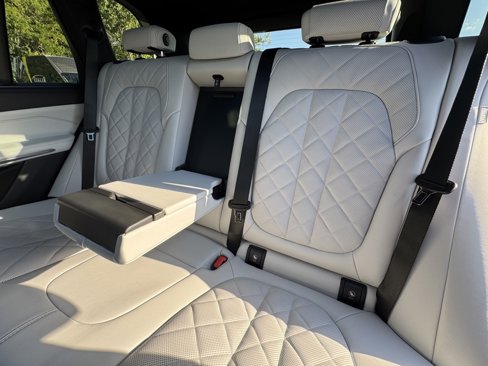 New 2026 BMW X5 M60i w/ Executive Package image 24