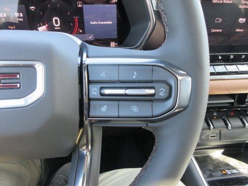 New 2025 GMC Canyon AT4 w/ Technology Plus Package image 18
