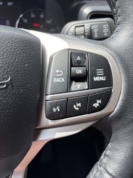 Used 2024 Ford Explorer XLT w/ Equipment Group 202A image 28