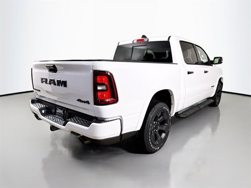 New 2026 RAM 1500 4x4 Crew Cab image 7