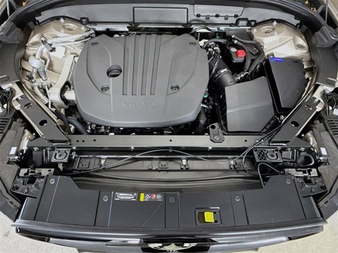 New 2026 Volvo XC60 B5 Ultra w/ Protection Package image 32
