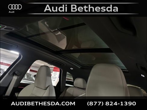 New 2025 Audi Q5 Prestige image 22