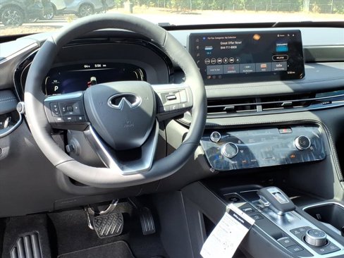 New 2026 INFINITI QX60 Luxe image 10