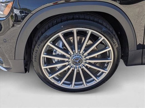 New 2024 Mercedes-Benz GLB 35 AMG 4MATIC image 9