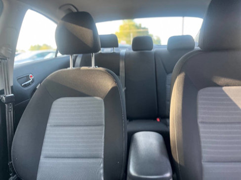 Used 2018 Kia Forte S image 18
