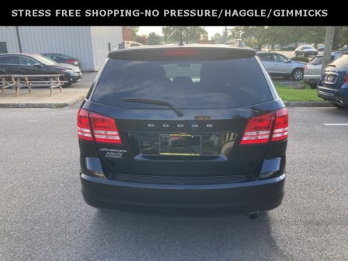Used 2017 Dodge Journey SE w/ Flexible Seating Group image 4