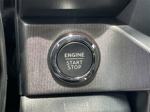 New 2025 Ford F250 Platinum image 30