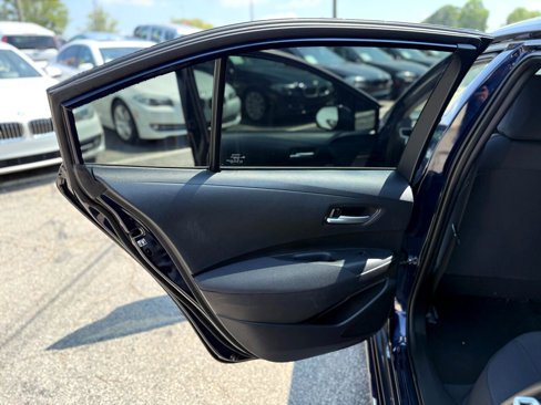 Used 2020 Toyota Corolla LE image 23