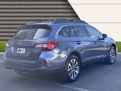 Used 2015 Subaru Outback 2.5i Limited w/ Popular Package #4 image 10