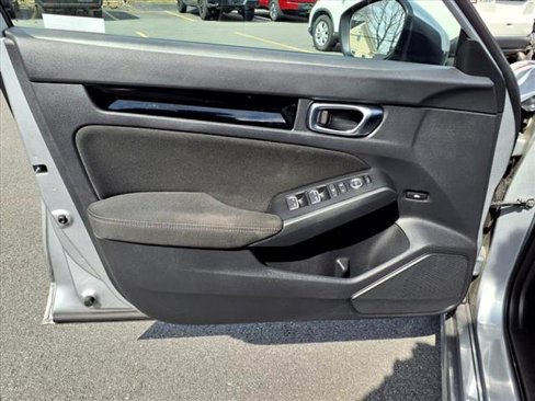 Used 2022 Honda Civic EX image 11