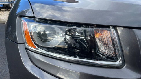 Used 2014 Jeep Grand Cherokee Limited image 17