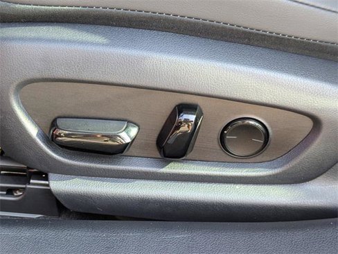 Certified 2024 Lexus ES 350 w/ Premium Package image 19