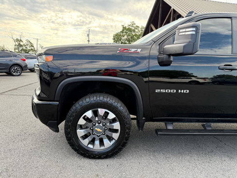 Used 2024 Chevrolet Silverado 2500 Custom w/ Custom Value Package image 34