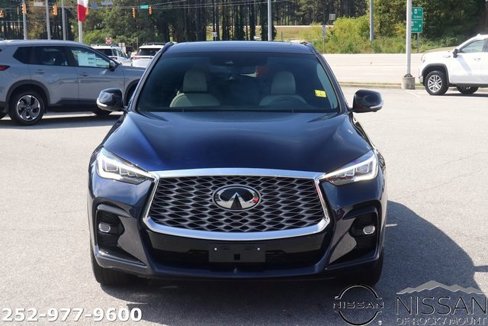 Used 2024 INFINITI QX55 Essential image 2