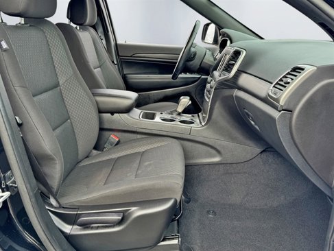 Used 2021 Jeep Grand Cherokee Laredo image 20