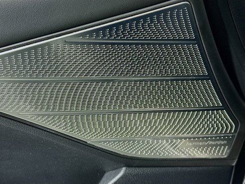 Used 2025 Hyundai Palisade Calligraphy image 19