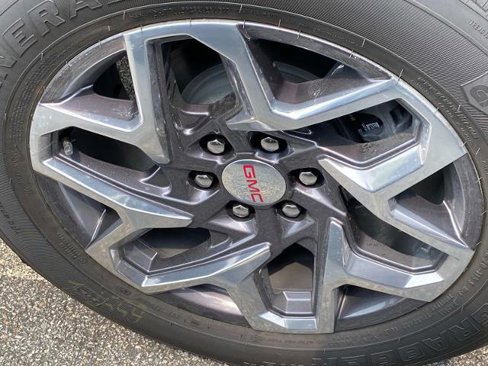 New 2026 GMC Sierra 1500 SLE w/ Preferred Package image 6