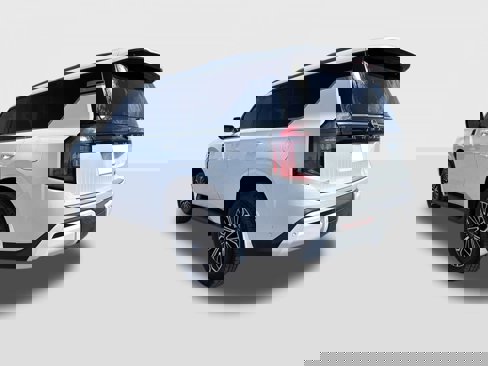 New 2026 Nissan Armada SL image 7