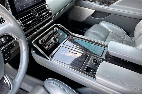 Used 2019 Lincoln Navigator Reserve image 15