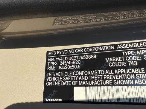 New 2026 Volvo XC40 B5 Plus w/ Climate Package image 16