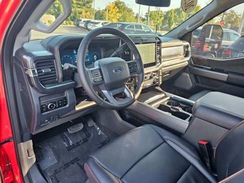 Used 2025 Ford F250 Lariat w/ Tremor Off-Road Package image 19