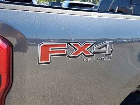 New 2026 Ford F250 4x4 Crew Cab Super Duty image 5