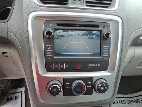 Used 2015 GMC Acadia SLE image 25