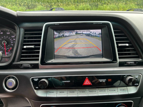 Used 2018 Hyundai Sonata Sport w/ Tech Package 05 image 24