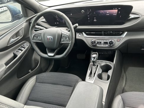 Certified 2024 Buick Envista Preferred w/ Convenience I Package image 25