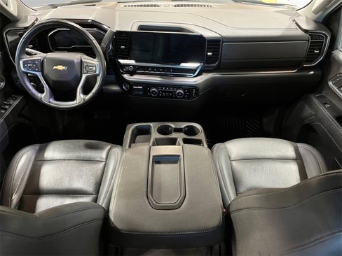 Used 2024 Chevrolet Silverado 3500 LTZ image 40