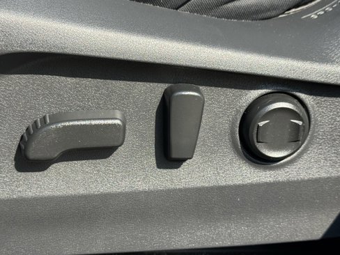 Used 2022 Subaru Outback Premium image 28