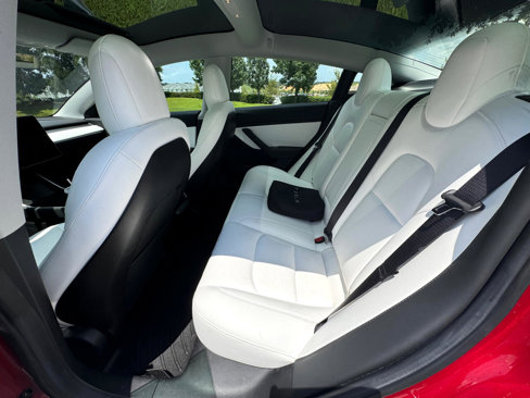 Used 2019 Tesla Model 3 Long Range image 19