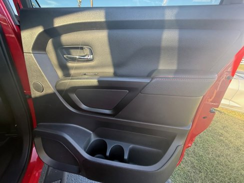 Used 2024 Nissan Titan PRO-4X w/ Pro-4x Utility Package image 15