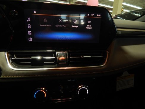 Used 2025 Chevrolet TrailBlazer ACTIV image 25