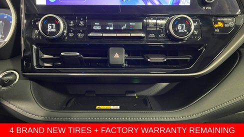 Used 2023 Toyota Highlander Limited image 32