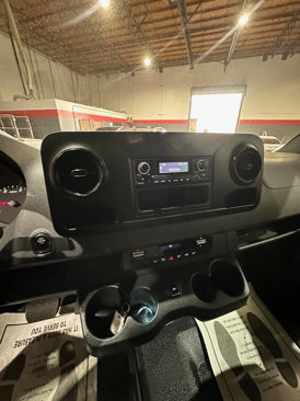 Used 2021 Mercedes-Benz Sprinter 3500 w/ Swivel Seat Package image 17